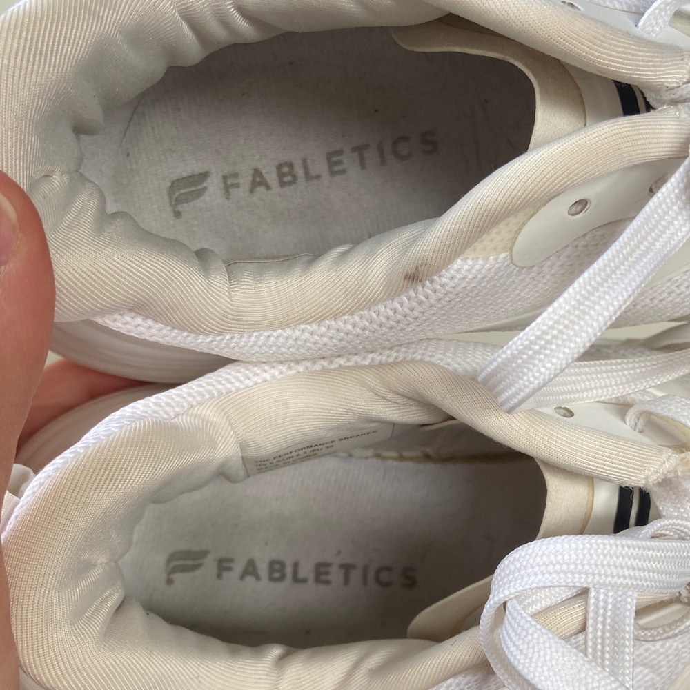 Fabletics Women’s White Mesh Athletic Sneakers Size 8.5 - Picture 4 of 4